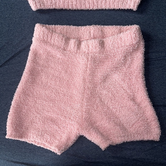 Colsie Fuzzy Matching Sleep Shorts and Tank Set - Picture 4 of 5